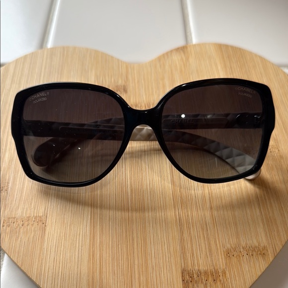 CHANEL Accessories - Chanel sunglasses